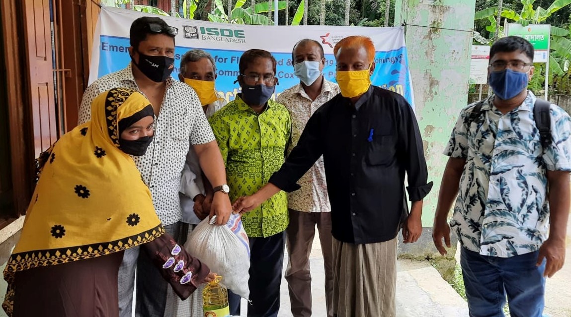 ISDE begins food and safety items to affected families in Cox’s Bazar