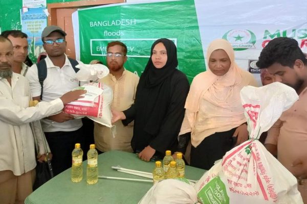 ISDE Bangladesh stands beside 551 flood-affected people of Chakaria, Cox’s Bazar.