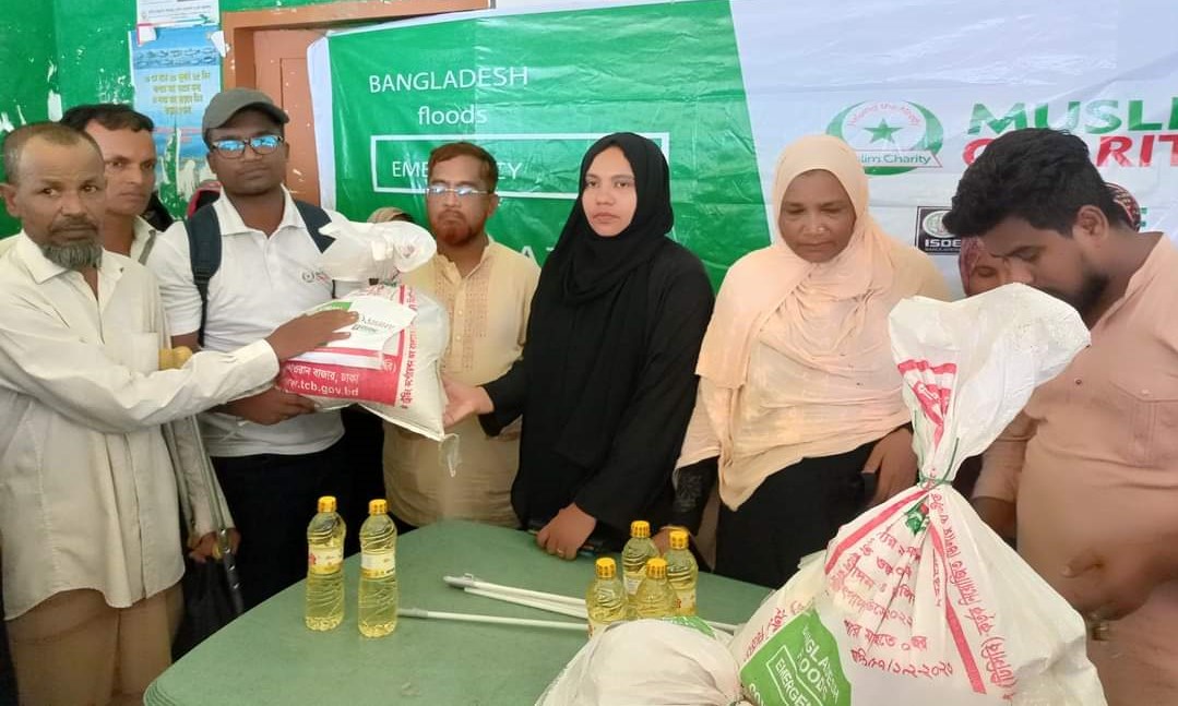 ISDE Bangladesh stands beside 551 flood-affected people of Chakaria, Cox’s Bazar.