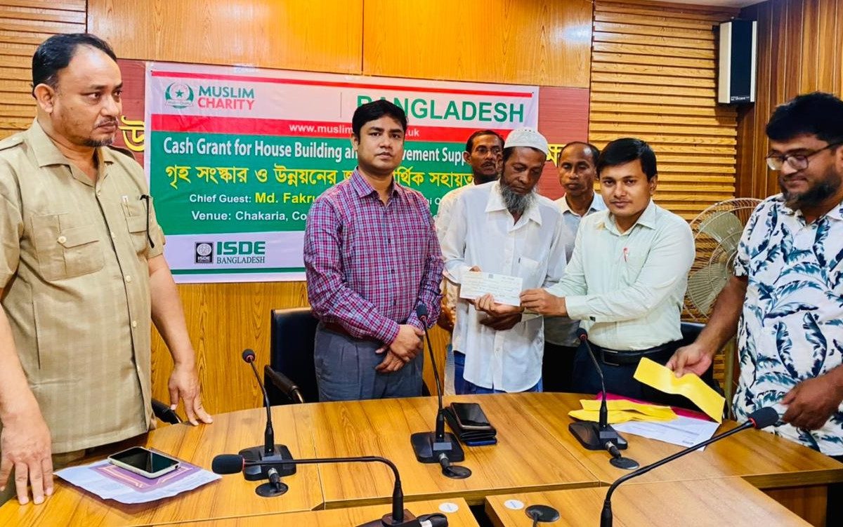 Cash Assistance Distribution for House Construction and Repairs among the Poor in Chakaria by ISDE Bangladesh